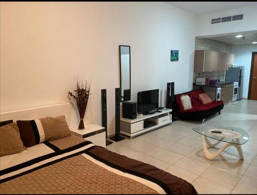 Awesome At Silicon Oasis Apartment *