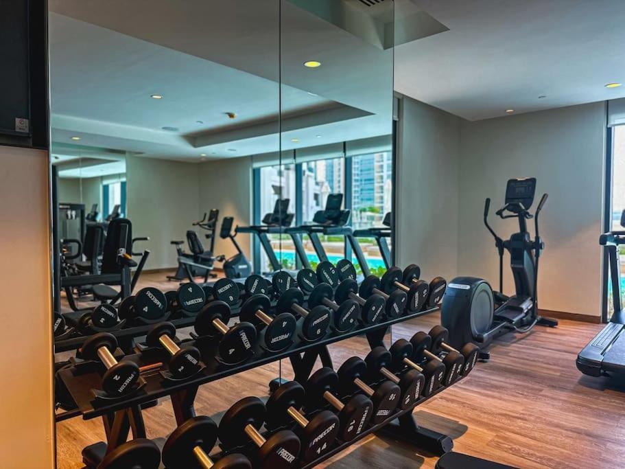 Higuests - Beautiful 2br On 35th Floor With Amazing City View Dubai