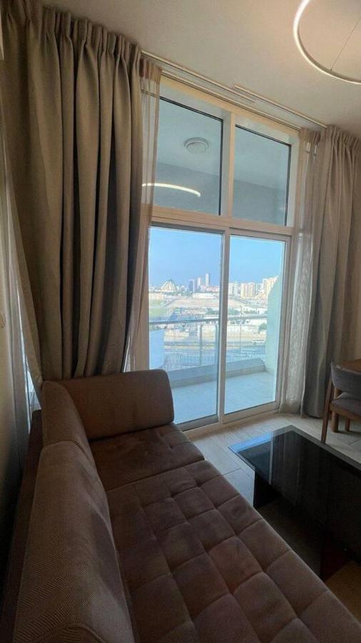 60 Sqm Skyline Veiw * Dubai