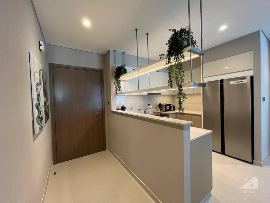 Dreamy Getaway 4b In Burj Royale Downtown Apartment