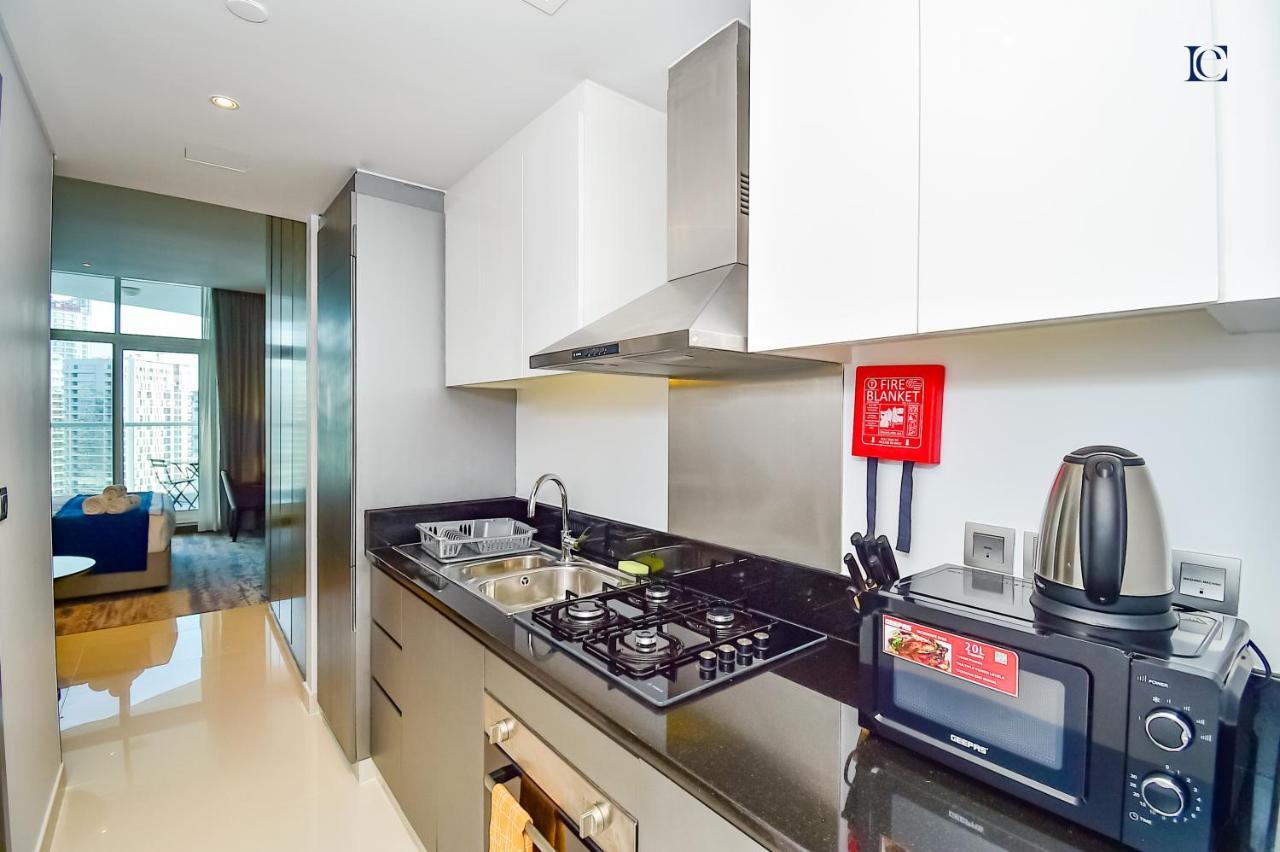Apartment Luxury Escapes - Damac Maison Prive - Canal View Apts - Near Mall Dubai