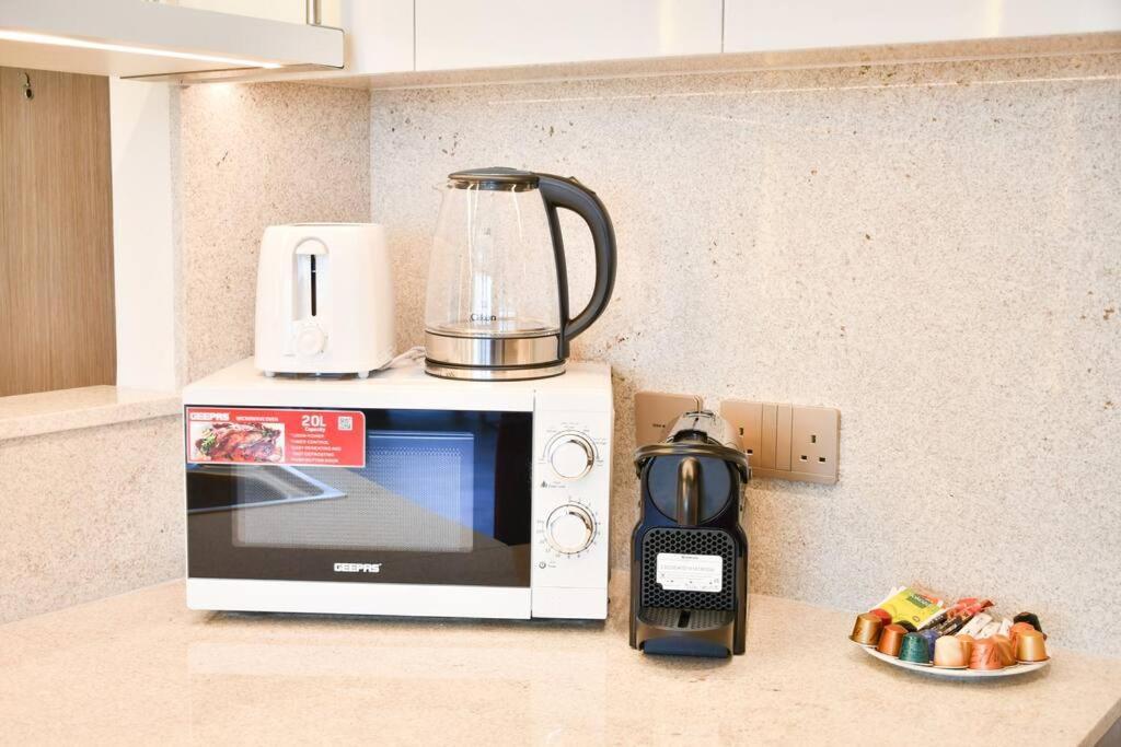 Burj Roayle-magical Burj & Fountain Sky Views 3+ 1 Bedroom *