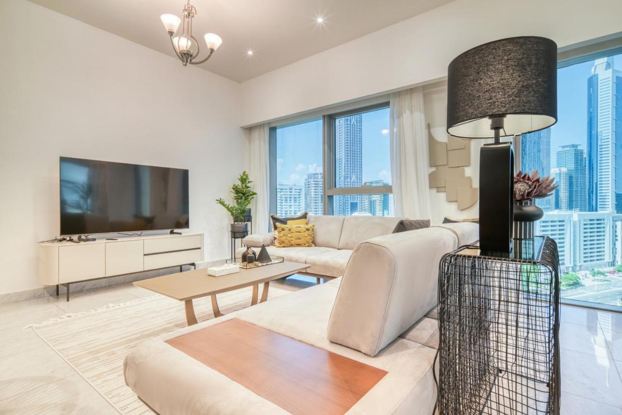 Apartment Park Towers, View - Difc - Mint *