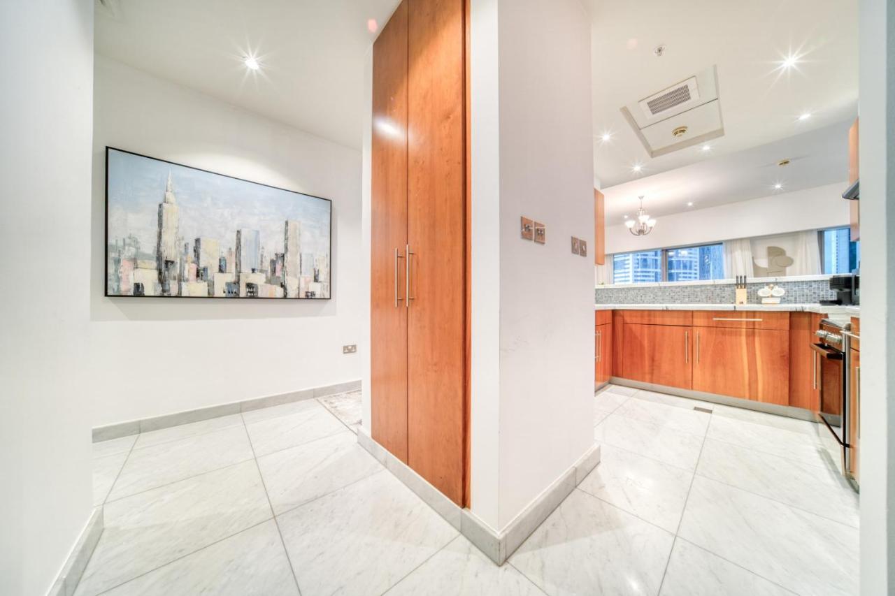 Park Towers, View - Difc - Mint Apartment Dubai