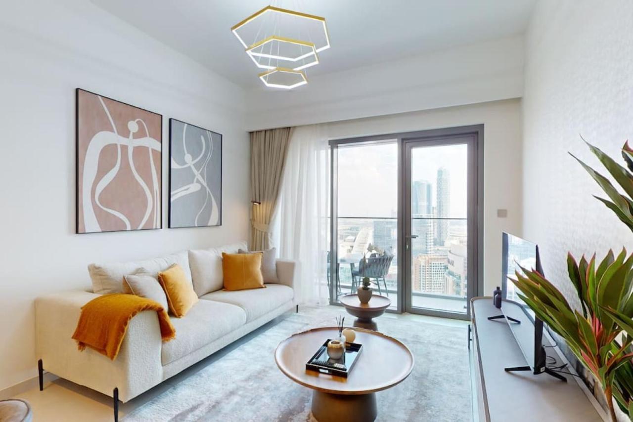 Apartment Burj Royale - Elegant Two Bedroom