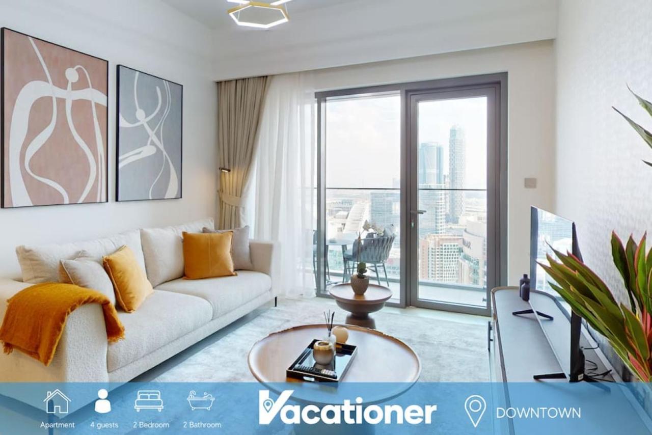 Burj Royale - Elegant Two Bedroom Apartment Dubai