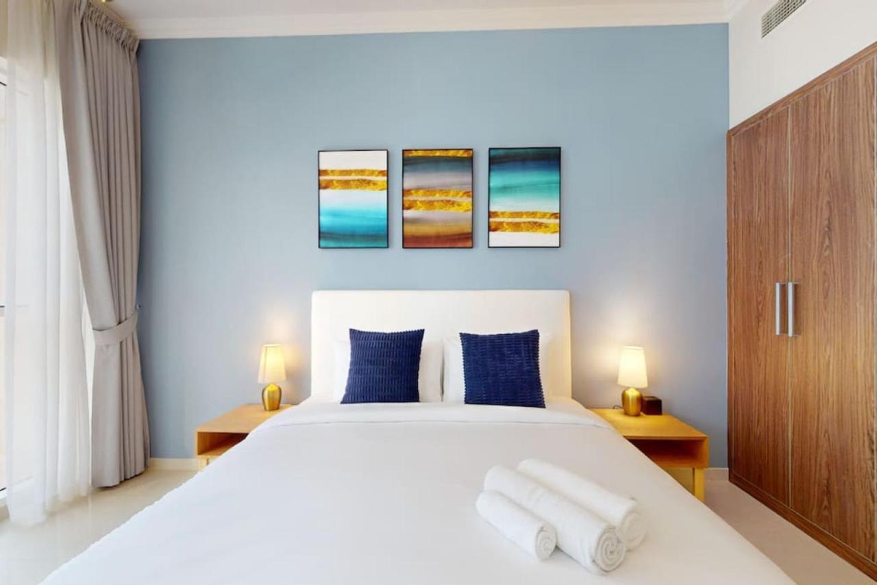 Dunya Tower - Incredible One Bedroom Daire *