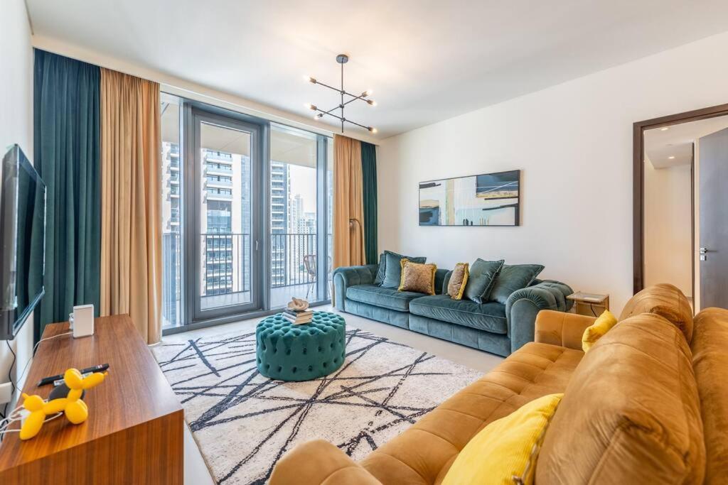 Premium Two Bedroom In Downtown Near Opera * Dubai