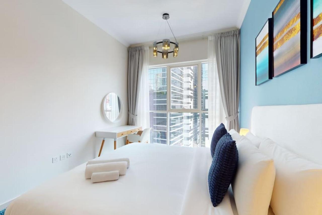 Dunya Tower - Incredible One Bedroom Apartment *