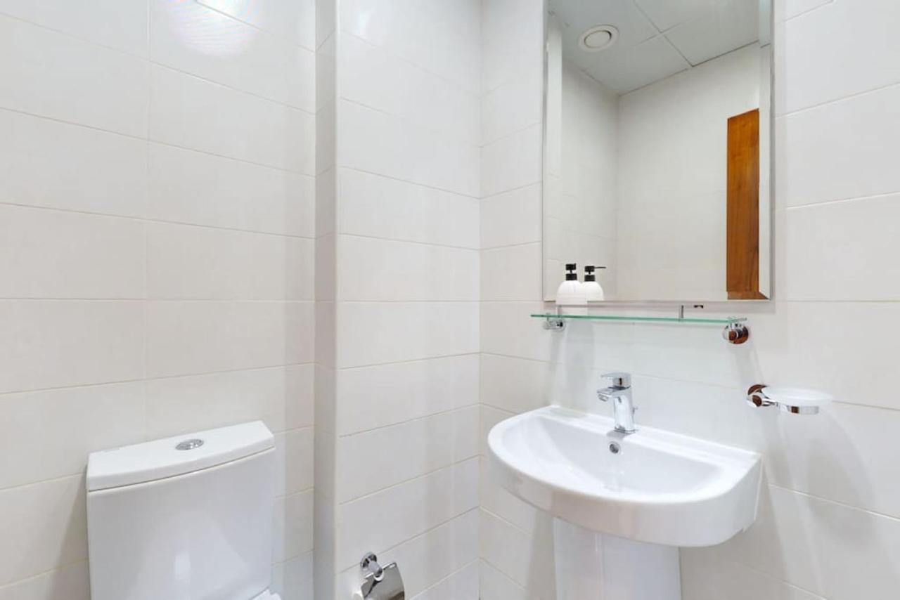 Dunya Tower - Incredible One Bedroom Dubai