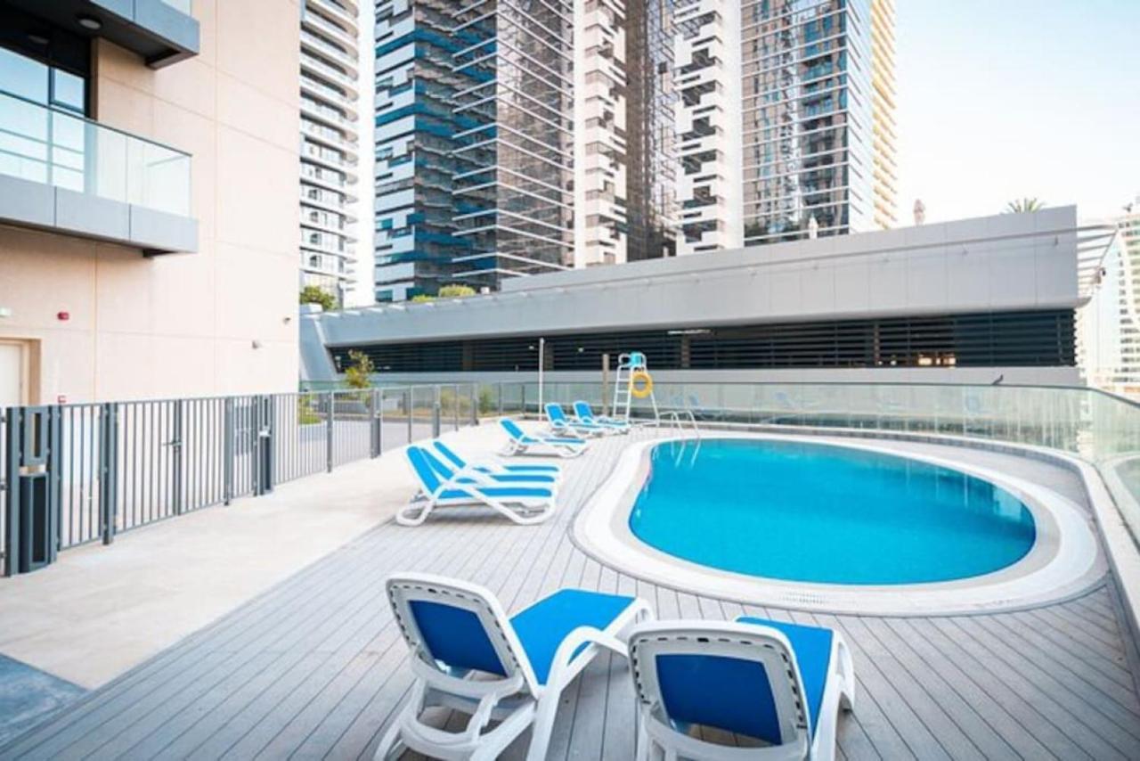 Dunya Tower - Incredible One Bedroom *