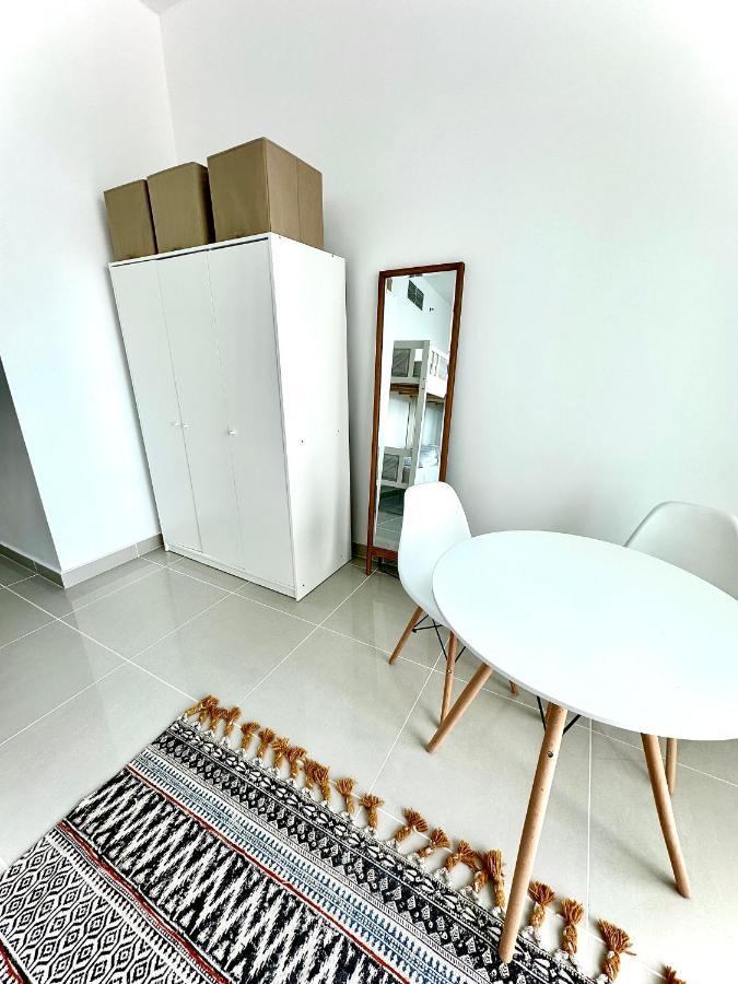 Marina Albergue Dubai