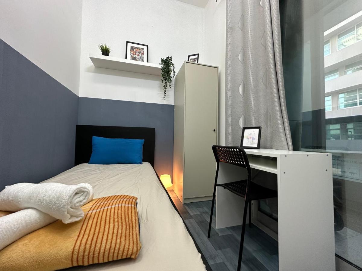 Pansiyon Partition 3 Mins To Mashreq Metro *