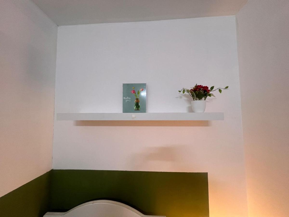 Homestay Bachelor Partition In Tecom Near Internet Metro Dubai