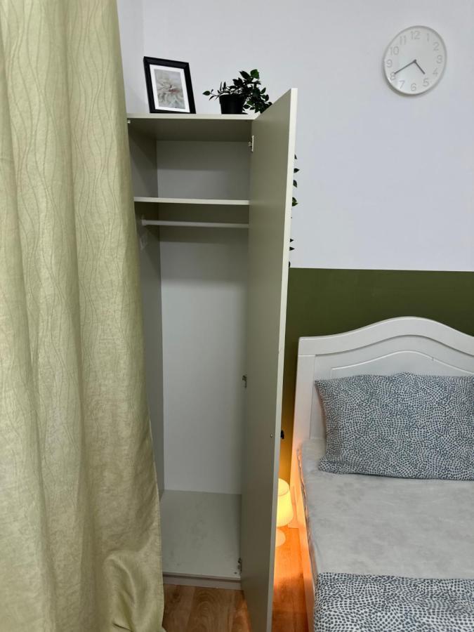 Bachelor Partition In Tecom Near Internet Metro Dubai