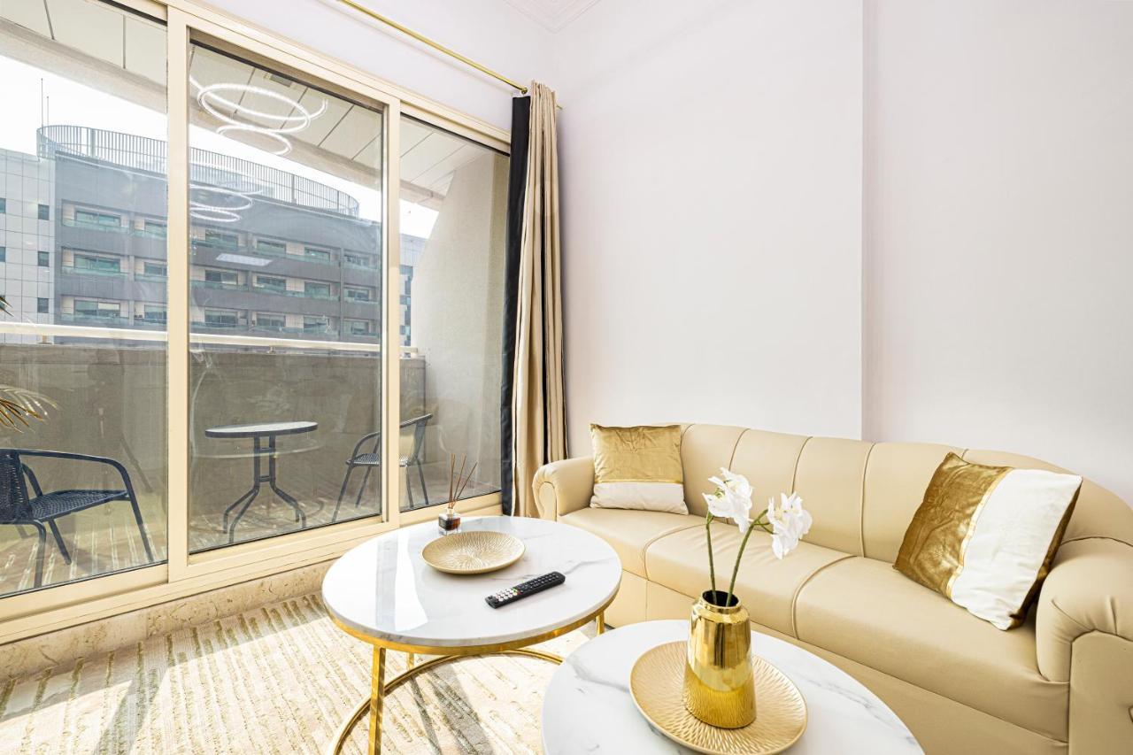 Luxury 1 Bedroom On Marina Walk Daire Dubai