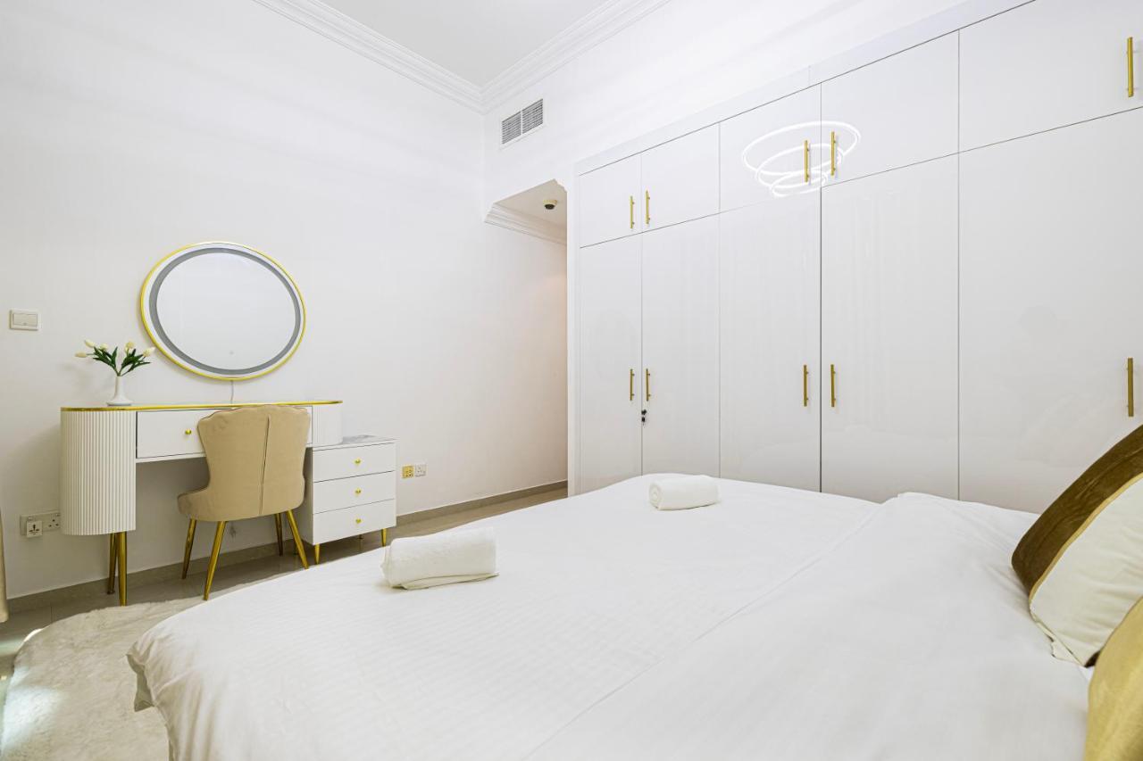 Daire Luxury 1 Bedroom On Marina Walk *
