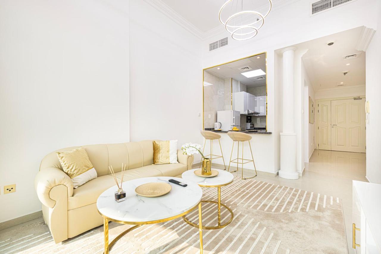 Daire Luxury 1 Bedroom On Marina Walk Dubai