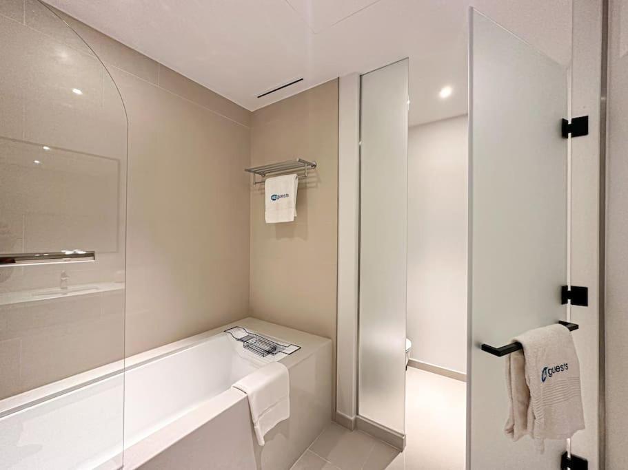 Apartment Higuests - High Level Luxury With Marina Views *