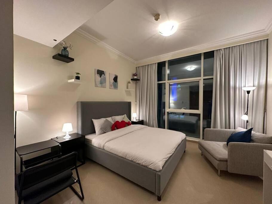 Serenity View: Modern 1br In Marina * Dubai