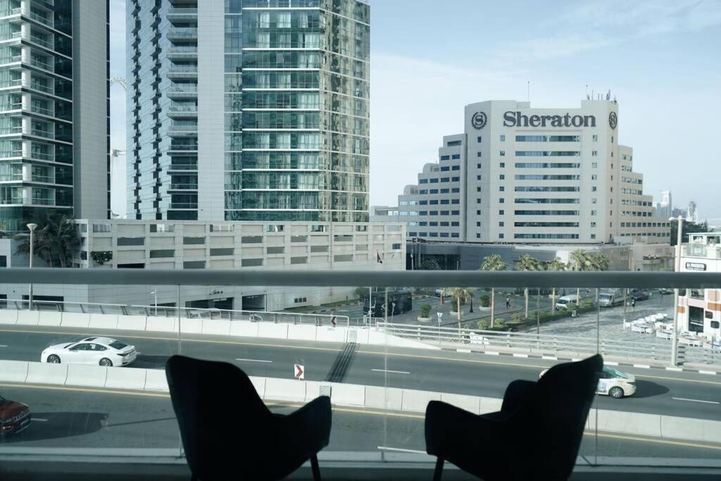 Serenity View: Modern 1br In Marina Apartment Dubai