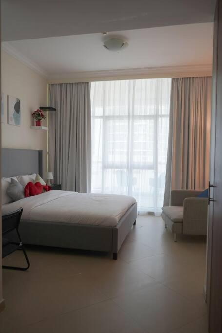 Serenity View: Modern 1br In Marina