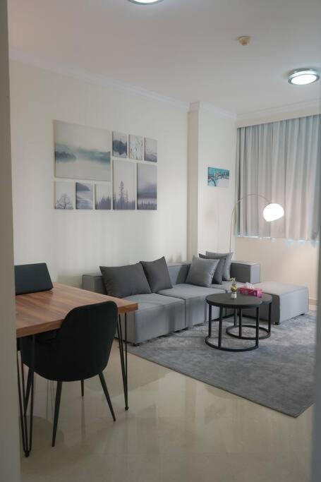 Serenity View: Modern 1br In Marina * Dubai