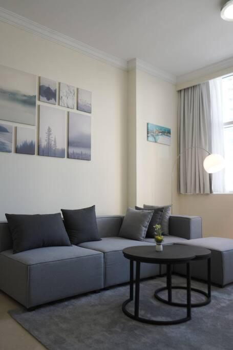 Serenity View: Modern 1br In Marina Apartment