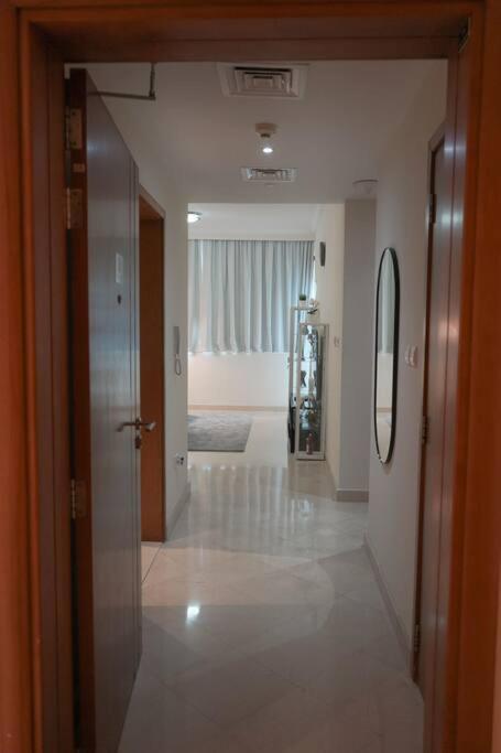 Serenity View: Modern 1br In Marina Apartment *