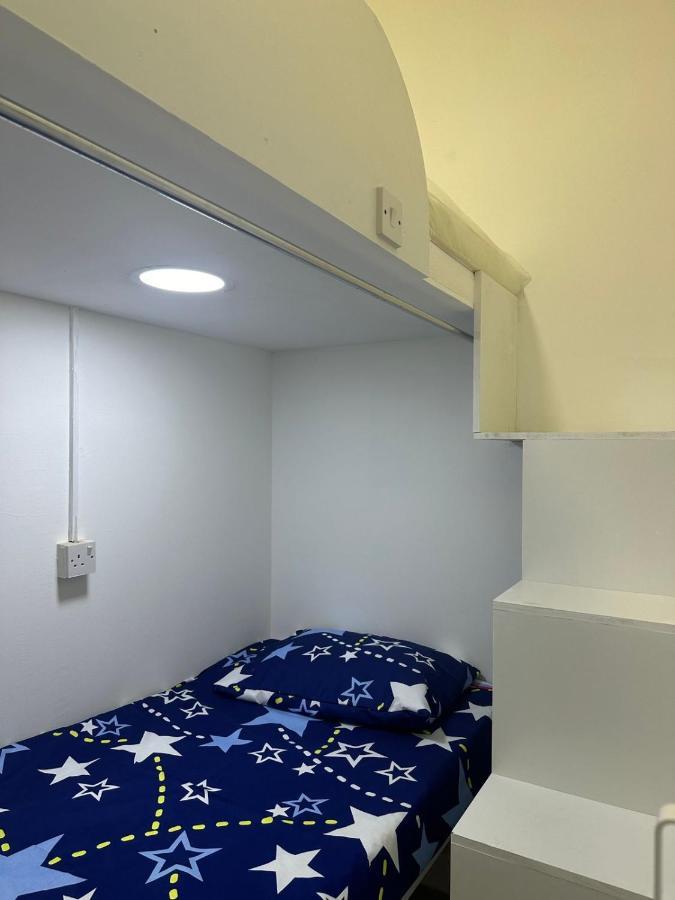 Deluxe Loft Near Burjuman Metro Station , Bur Homestay