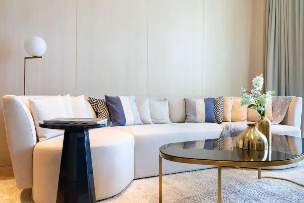 New Heaven Beauty By The 2br Five Palm Sea Views Dubai