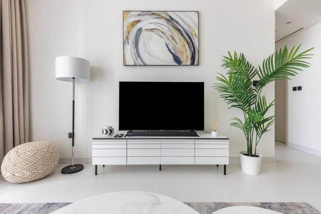 Luxury Beach Front 1br Apartment Dubai