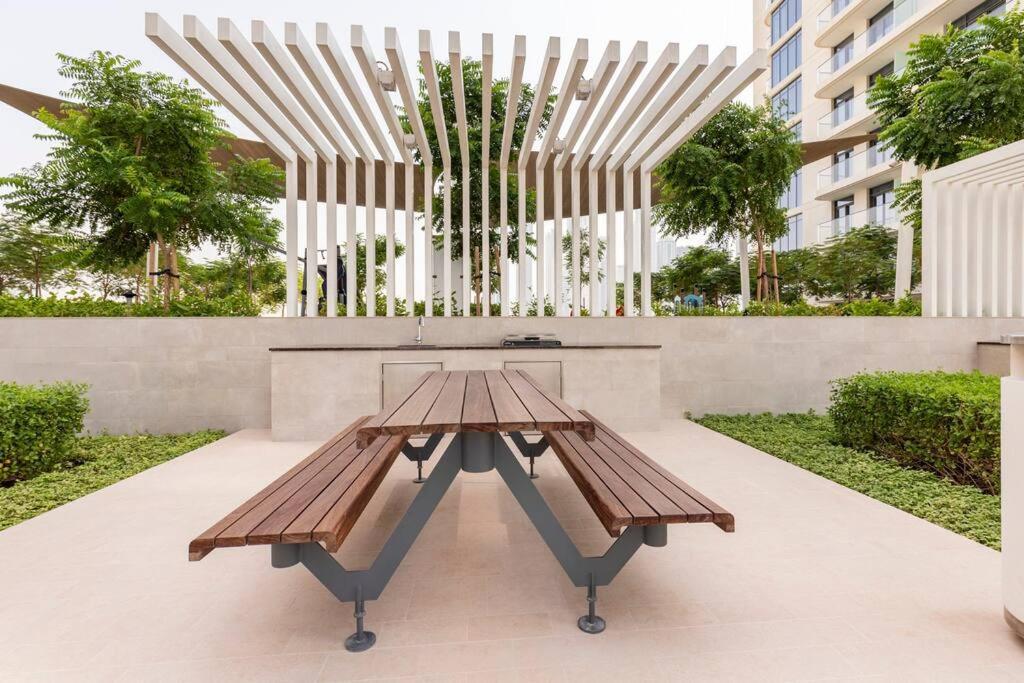 Luxury Beach Front 1br Apartment *