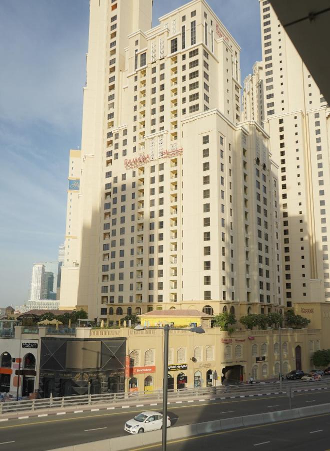 Serenity View: Modern 1br In Marina * Dubai