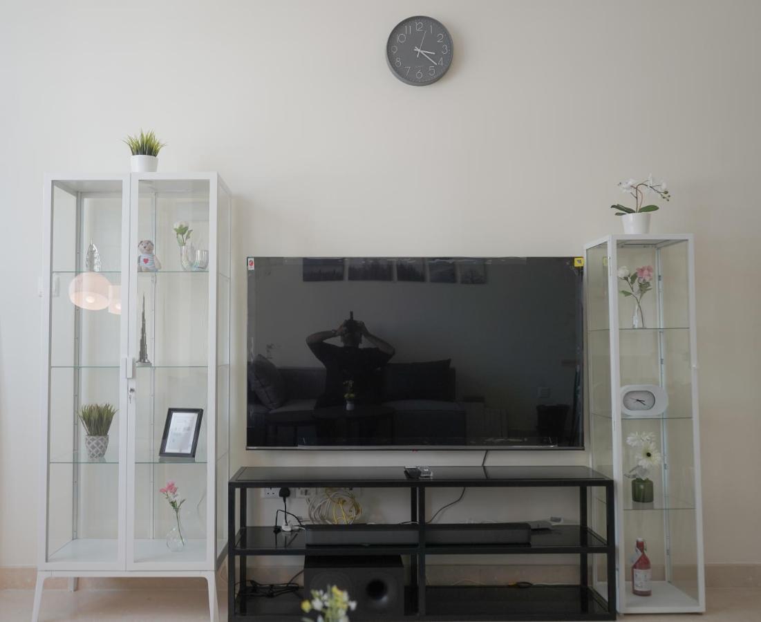 Serenity View: Modern 1br In Marina Apartment *