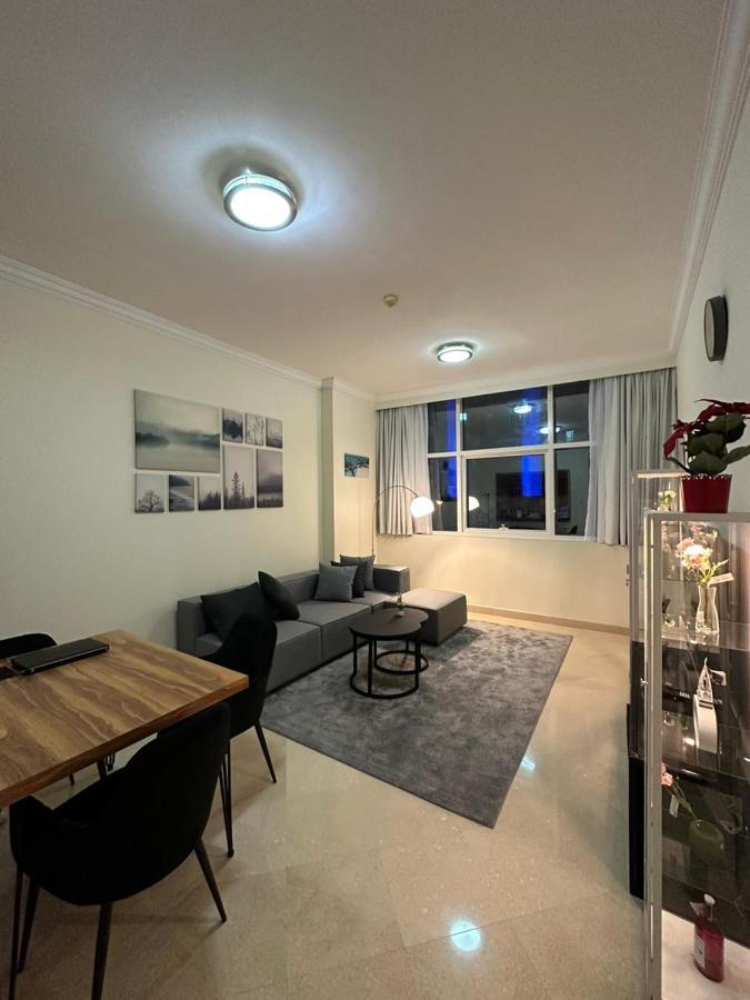 Serenity View: Modern 1br In Marina * Dubai