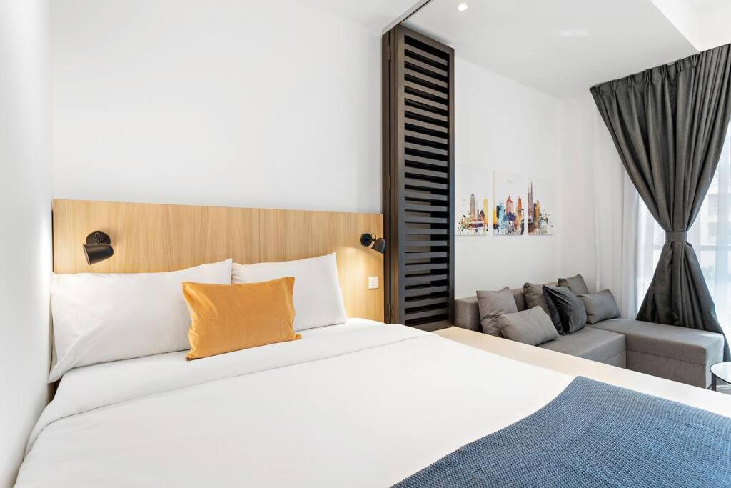 Tranquil Marina By Jbr Beach, Marina Mall, Metro Apartment *
