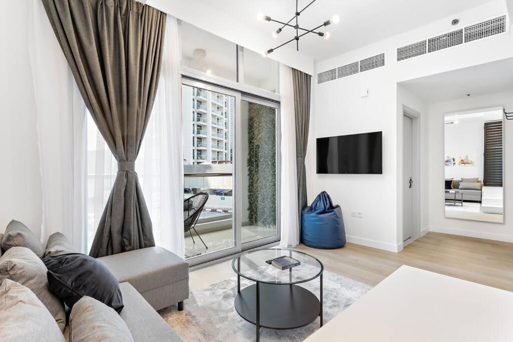 Tranquil Marina By Jbr Beach, Marina Mall, Metro Apartment Dubai