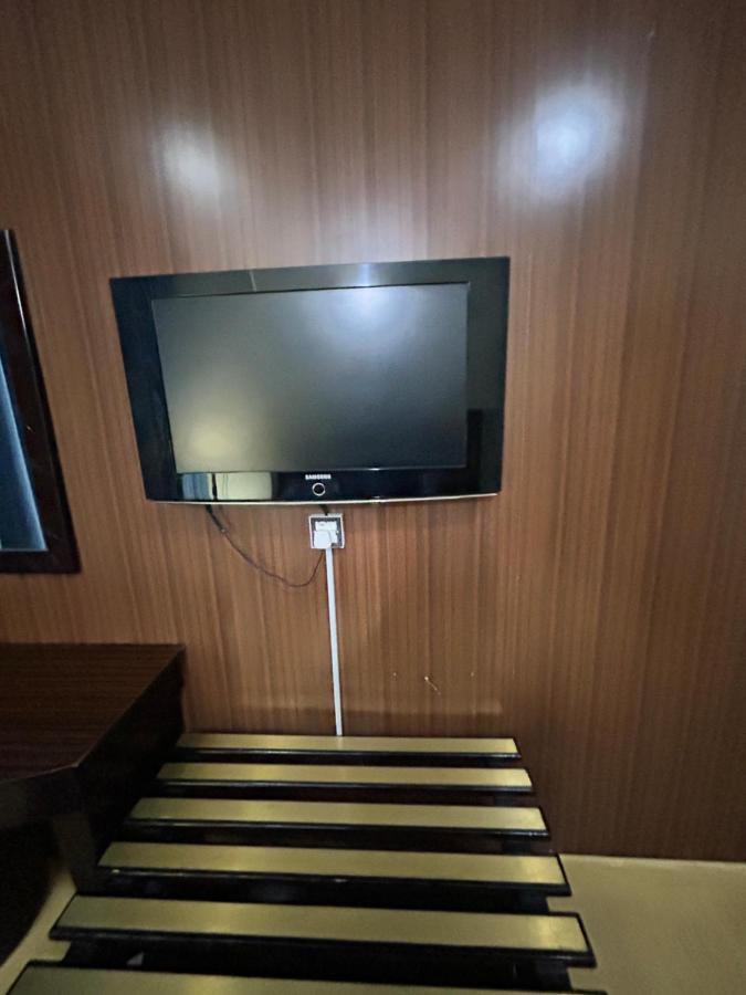 Hospedagem domiciliar Deluxe Master Private Bedrooms Near Deira Center Dubai