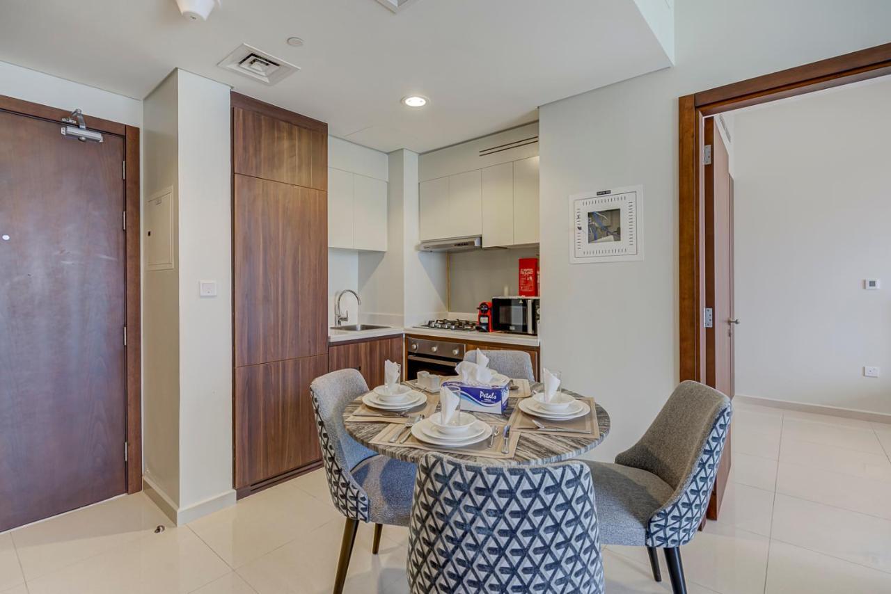 Two Bed Near Burj Khalifa Mall-5minuts-rva2705 Apartment *