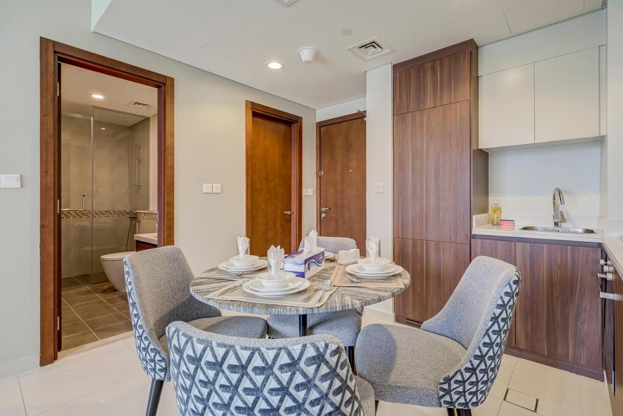 Two Bed Near Burj Khalifa Mall-5minuts-rva2705 * Dubai