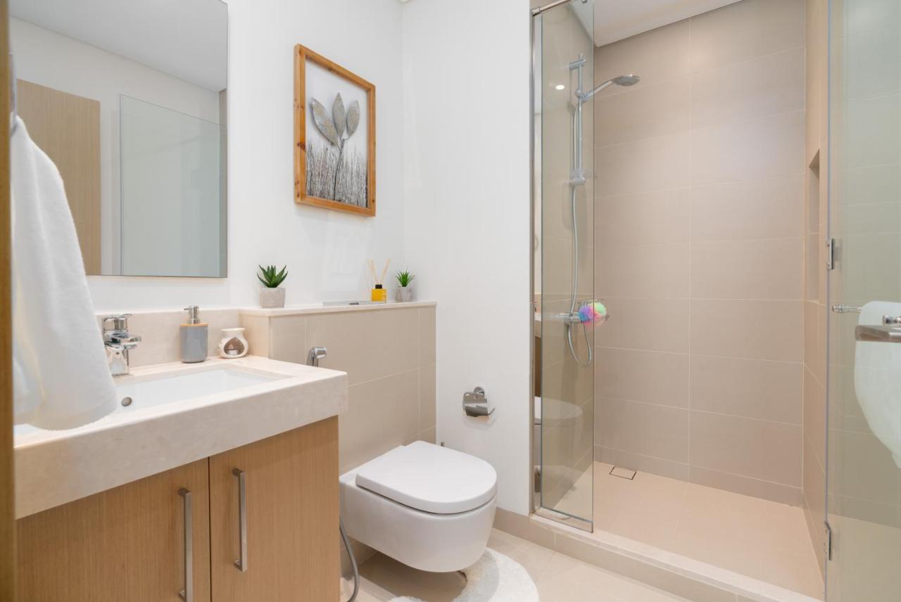 Arbab Homes Luxurious 2br-high Floor-sea View-emaar 5242-dubai Marina Apartment Dubai