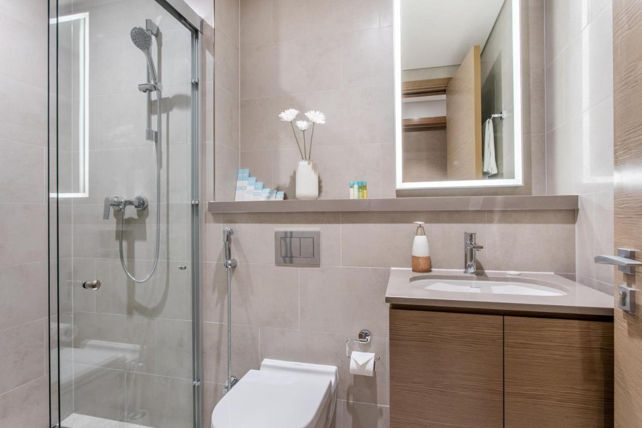 By Latinem Luxury 1br W102 Near Burj Khalifa Daire Dubai