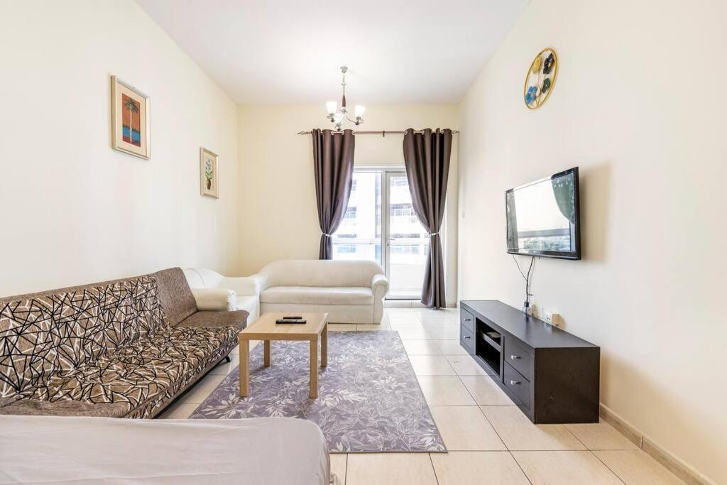 Apartment Amazing 1br At Silicon Oasis For Family