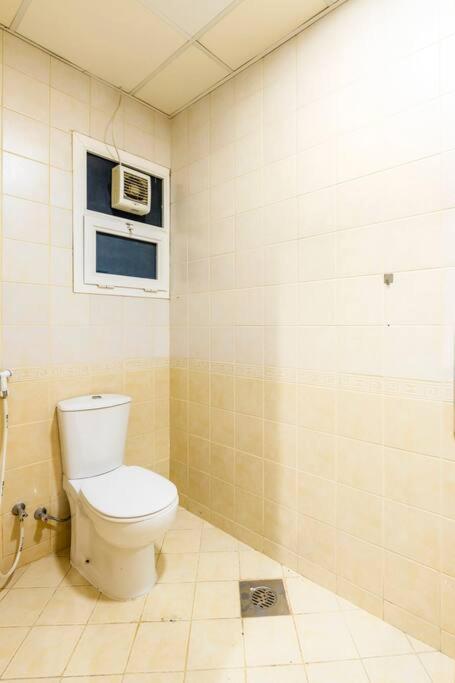 Apartment Amazing 1br At Silicon Oasis For Family *