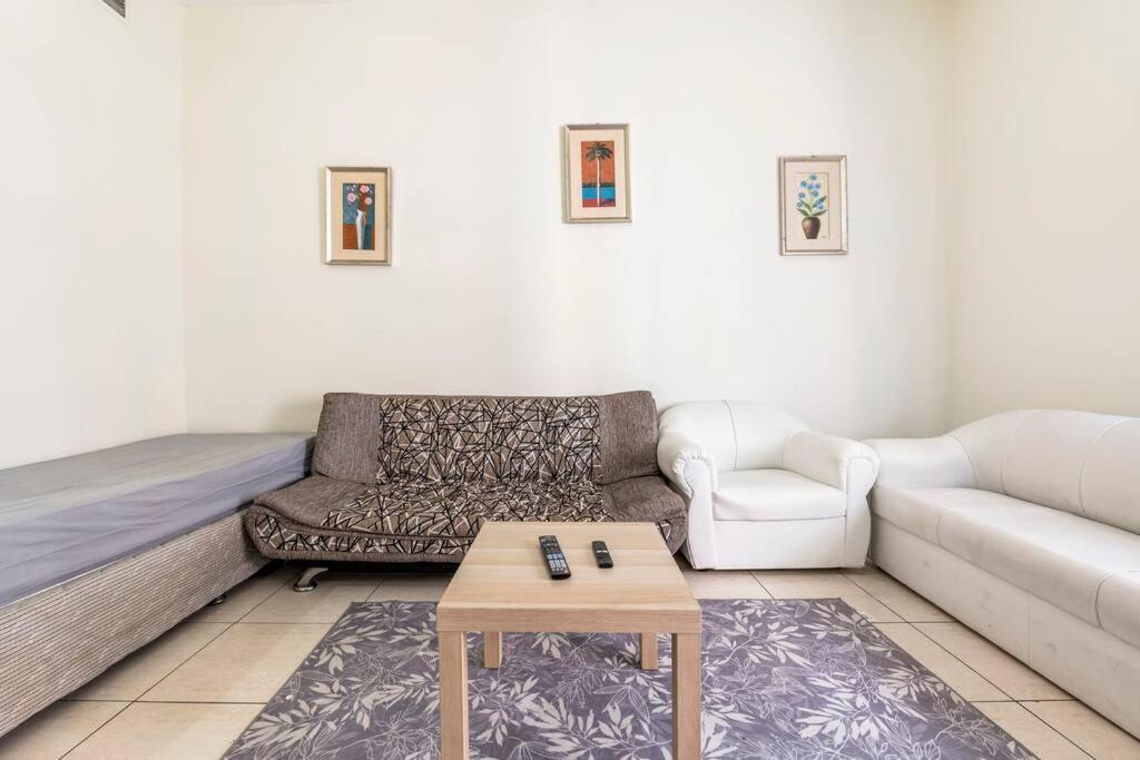 Amazing 1br At Silicon Oasis For Family Apartment