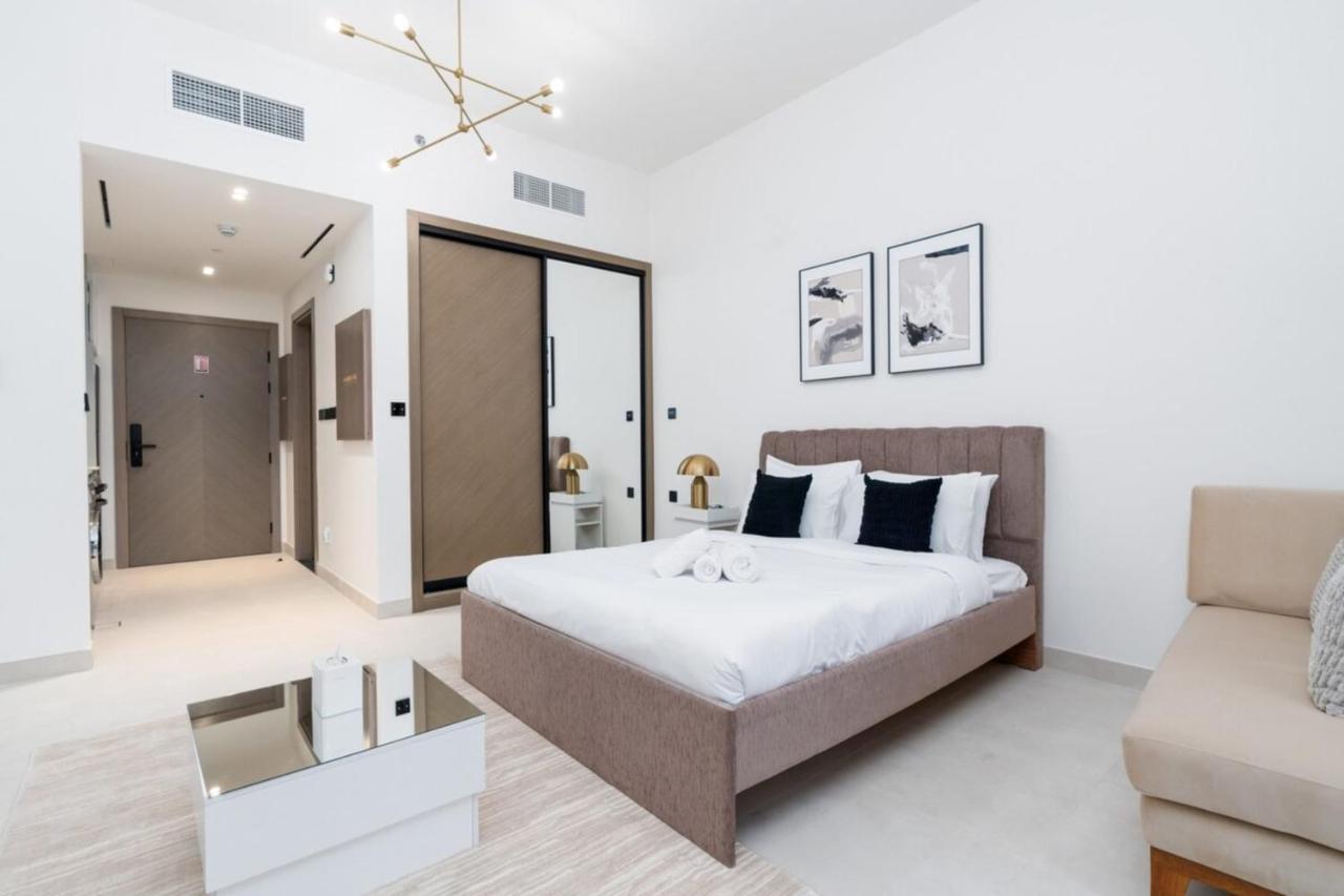 Contemporary Business Bay! Apartment Dubai