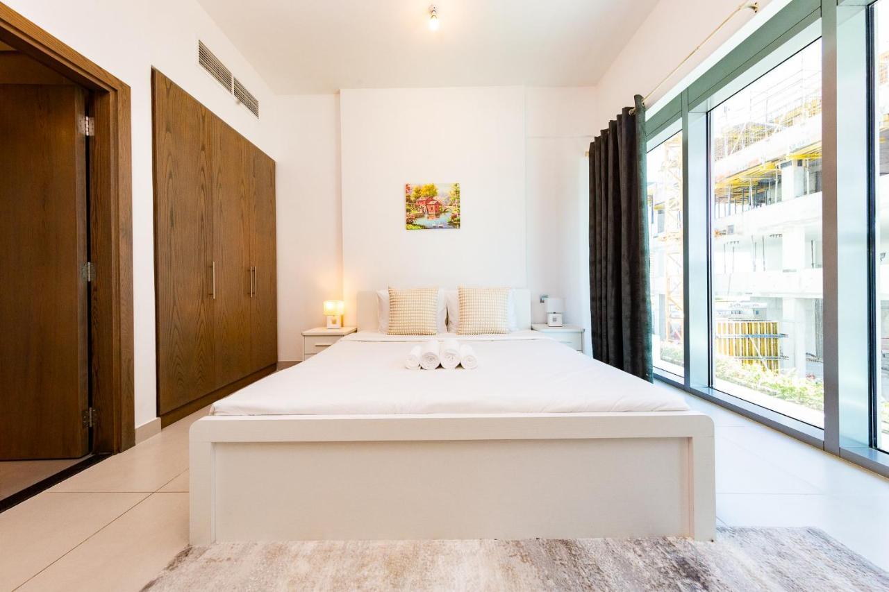 Beautiful Contemporary 1br Apt - Al Barsha South Dubai