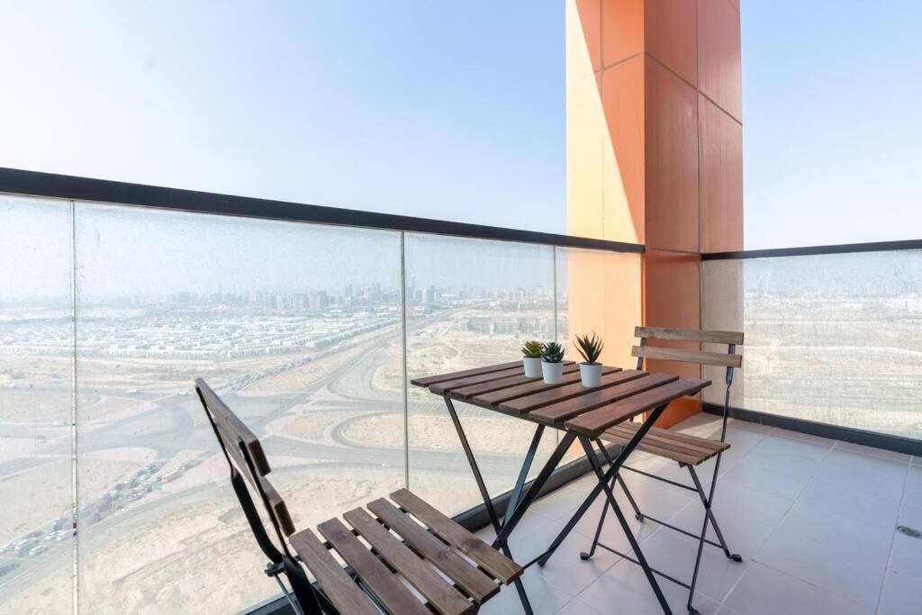 Creme De La Cozy 1 Bedroom Apartment *