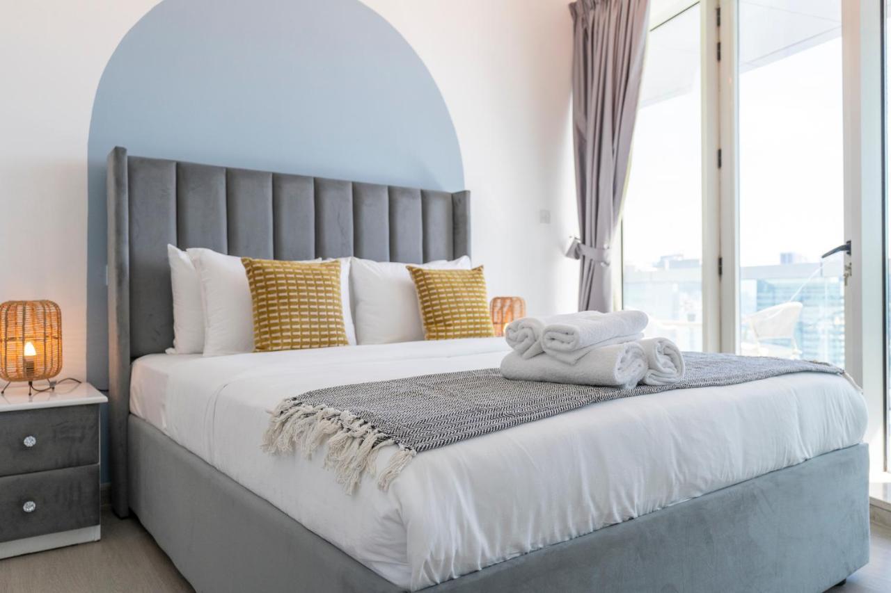 Heaven Crest Marina - 4 Bedroom With Marina View Near Jbr Beach, Free Parking, Wi-fi, Gym And Pool * Dubai